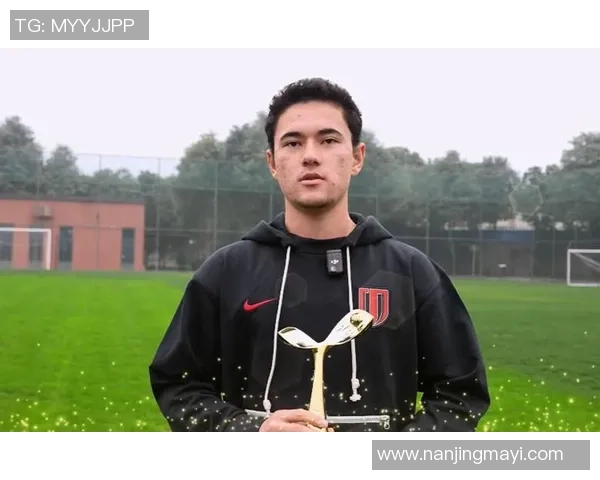 最新归国足球球星名单揭晓 国内足球新星崛起引发热议